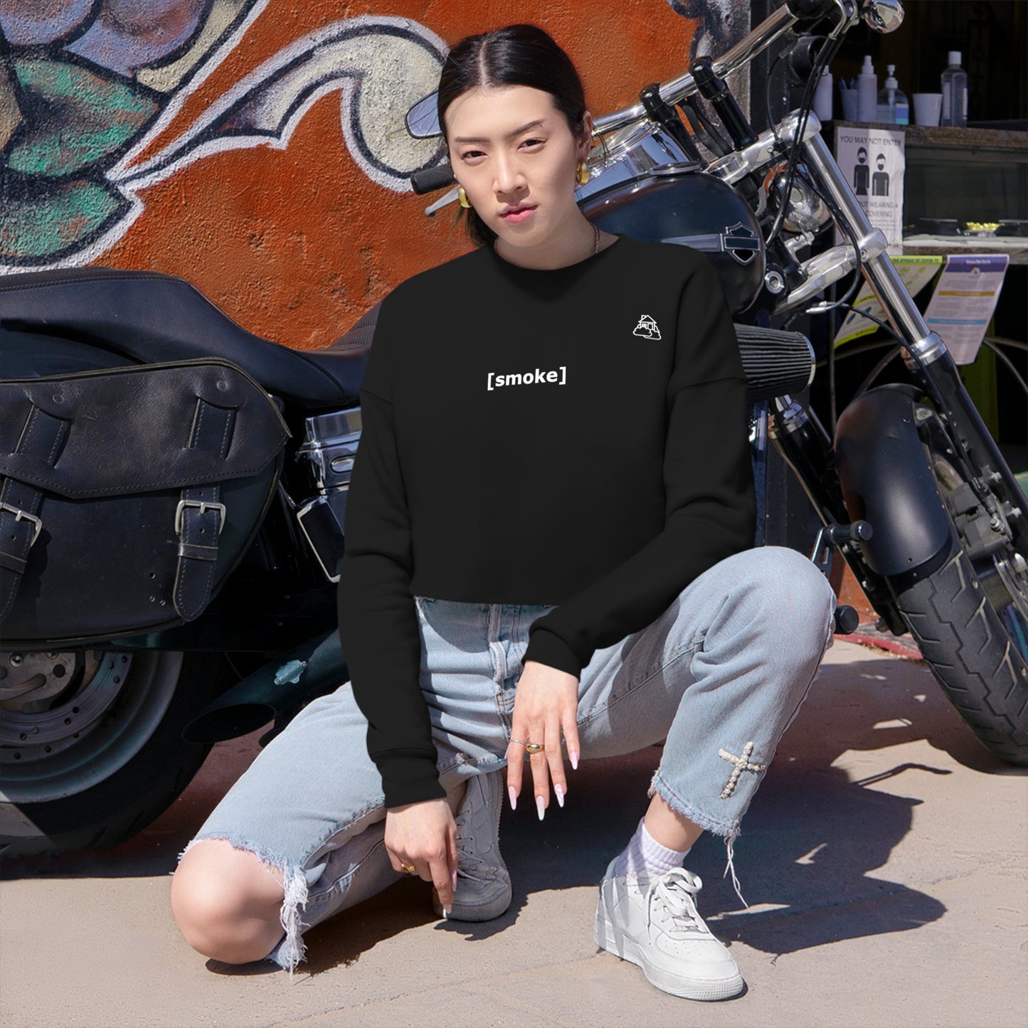 [smoke] Women's Cropped Sweatshirt